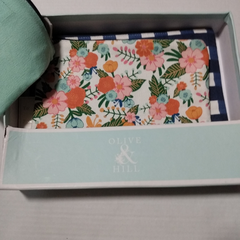 Olive & Hill Trio Pouch Set ( You Look Lovely Toda - Picture 2 of 4
